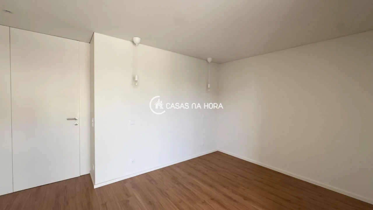 Apartamento T1 para Arrendamento em Póvoa de Varzim, Beiriz e Argivai Foto 11