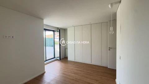 Apartamento T1 para Arrendamento em Póvoa de Varzim, Beiriz e Argivai