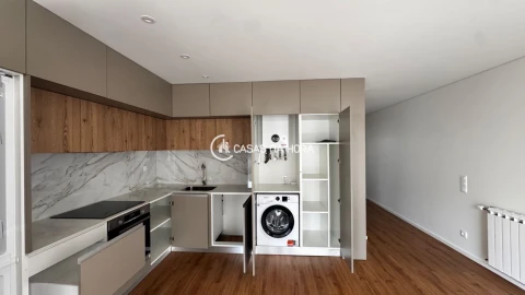 Apartamento T1 para Arrendamento em Póvoa de Varzim, Beiriz e Argivai