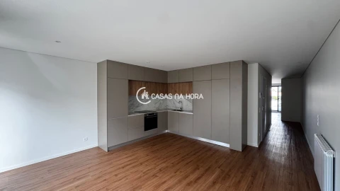 Apartamento T1 para Arrendamento em Póvoa de Varzim, Beiriz e Argivai