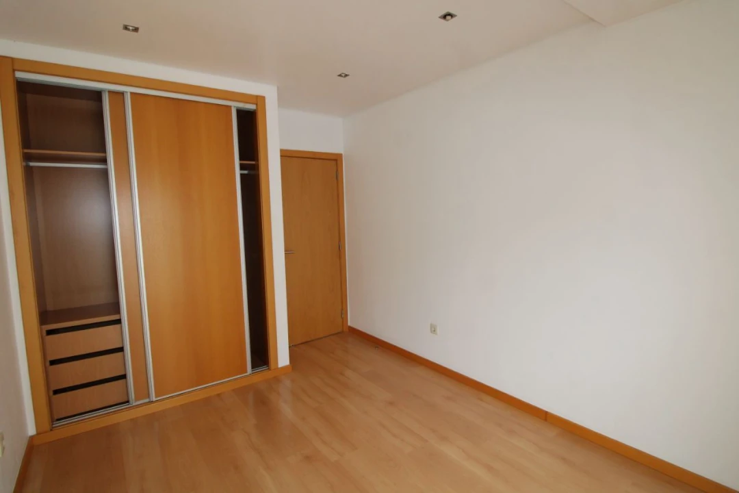 Apartamento T2 para Venda em Buarcos Foto 3