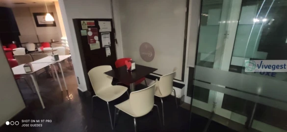 Loja para Arrendamento em Alfena