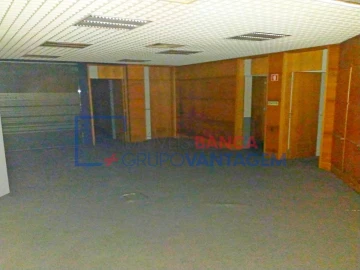 Loja para Venda em Paços de Ferreira