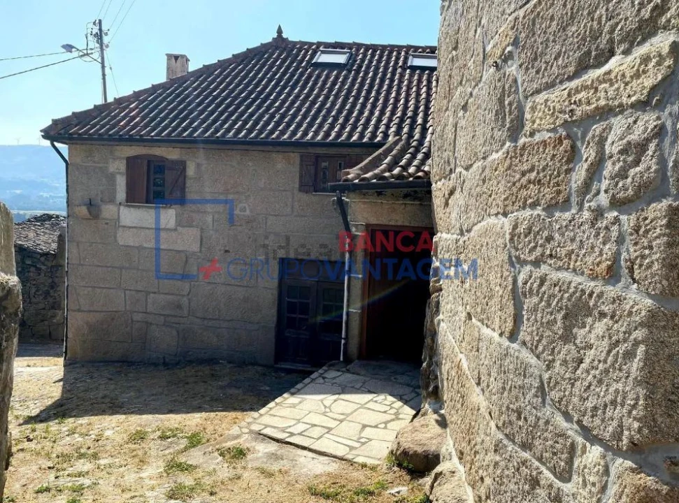 Quinta T5 para Venda em Telões Foto 16