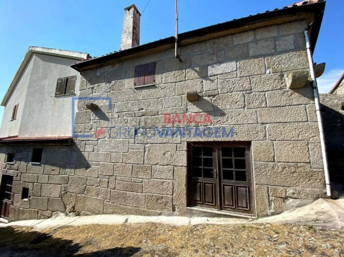 Quinta T5 para Venda em Telões Foto 5