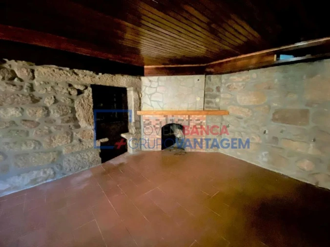 Quinta T5 para Venda em Telões Foto 12