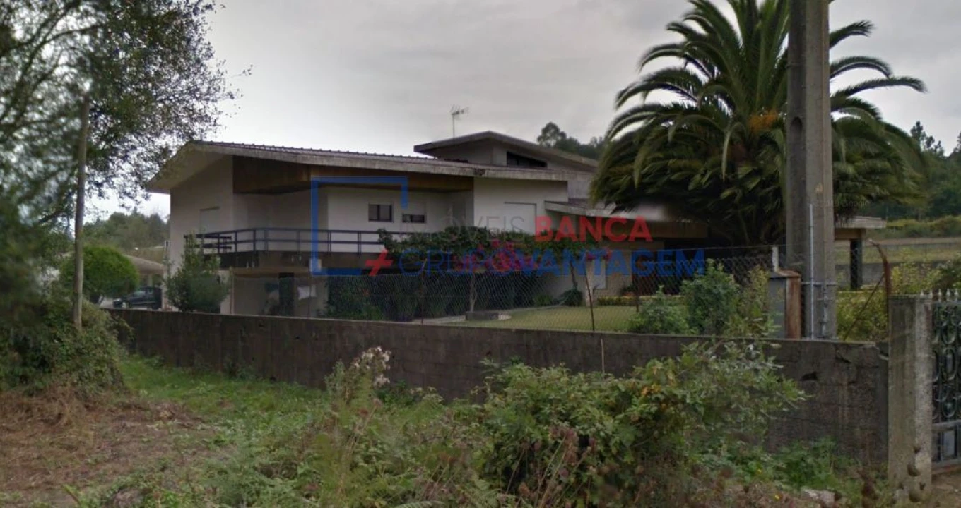 Moradia T5 para Venda em Ruivães e Novais Foto 9