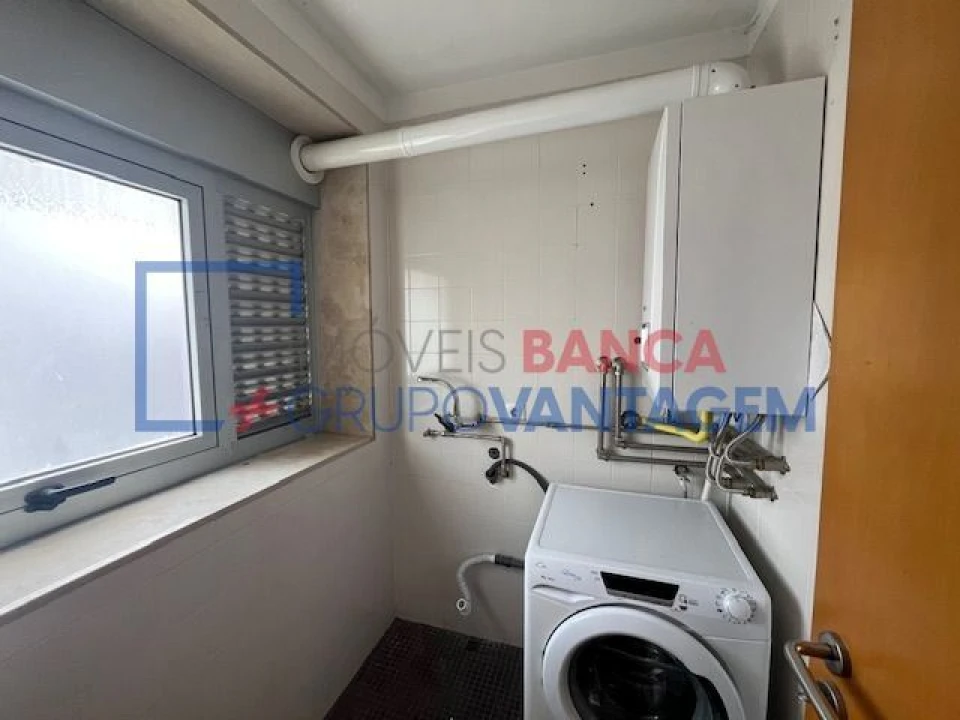 Apartamento T3 para Venda em Bonfim Foto 26