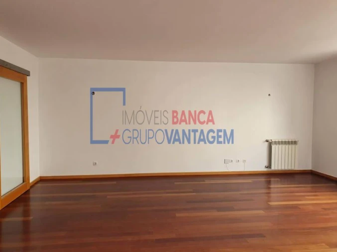 Apartamento T3 para Venda em Bonfim Foto 3