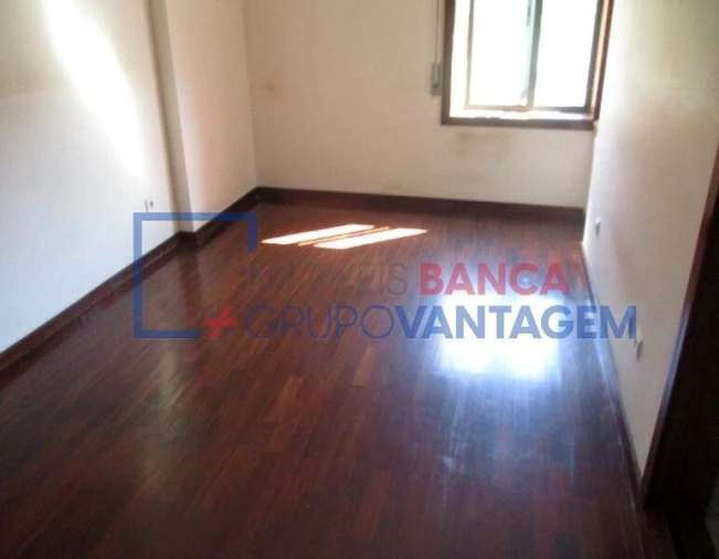 Apartamento T2 para Venda em Valongo Foto 5