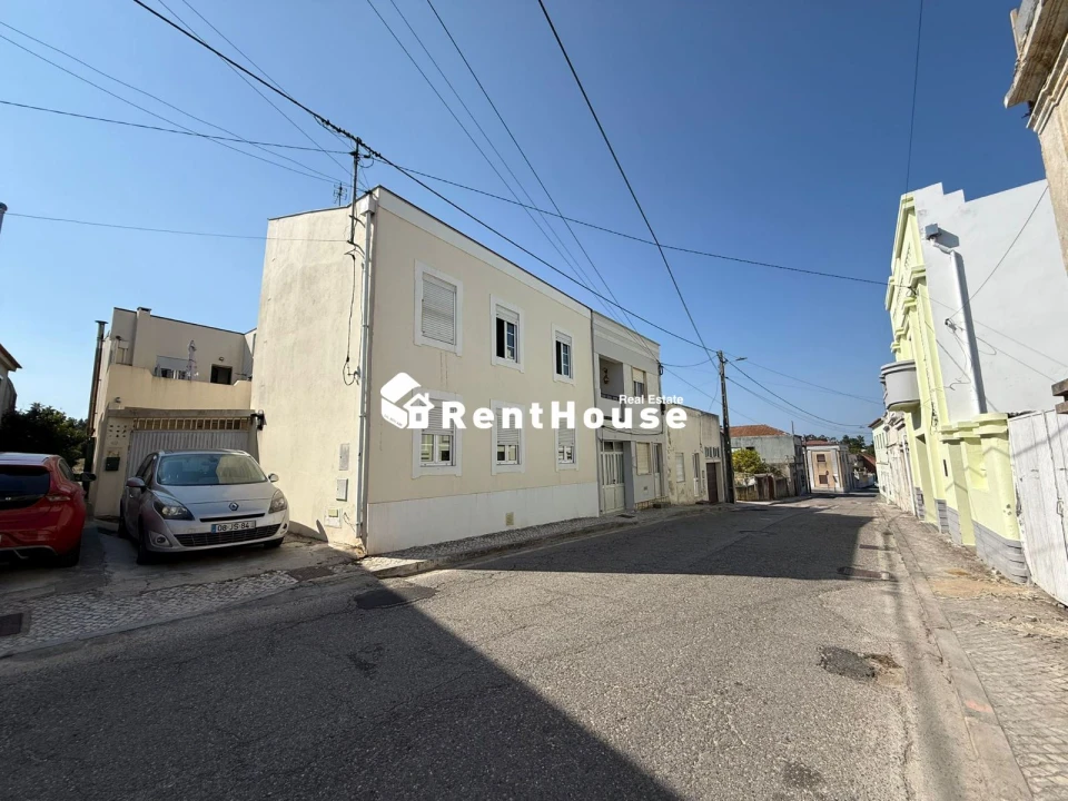 Moradia T3 para Venda em Alhadas Foto 2