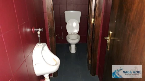 Loja para Arrendamento em Rio Tinto