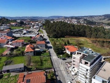 Apartamento T3 para Venda em Vila Cova da Lixa e Borba de Godim