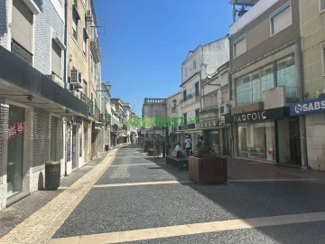 Loja para Venda em Vila Franca de Xira