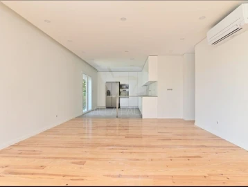 Apartamento T4 para Arrendamento em Cascais e Estoril