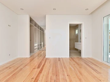 Apartamento T4 para Arrendamento em Cascais e Estoril