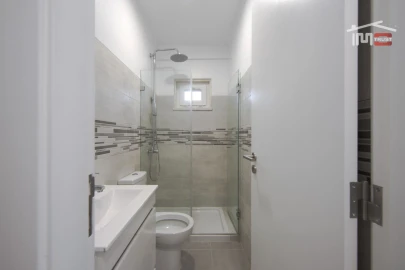 Moradia T4 para Venda em Queluz e Belas