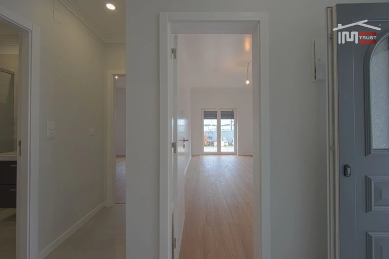 Moradia T4 para Venda em Queluz e Belas Foto 5