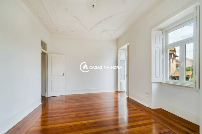 Moradia T17 para Venda em Cascais e Estoril