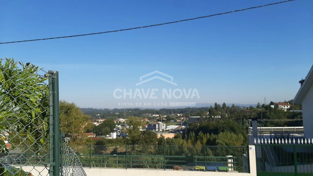 Terreno para Venda em Arcozelo Foto 4