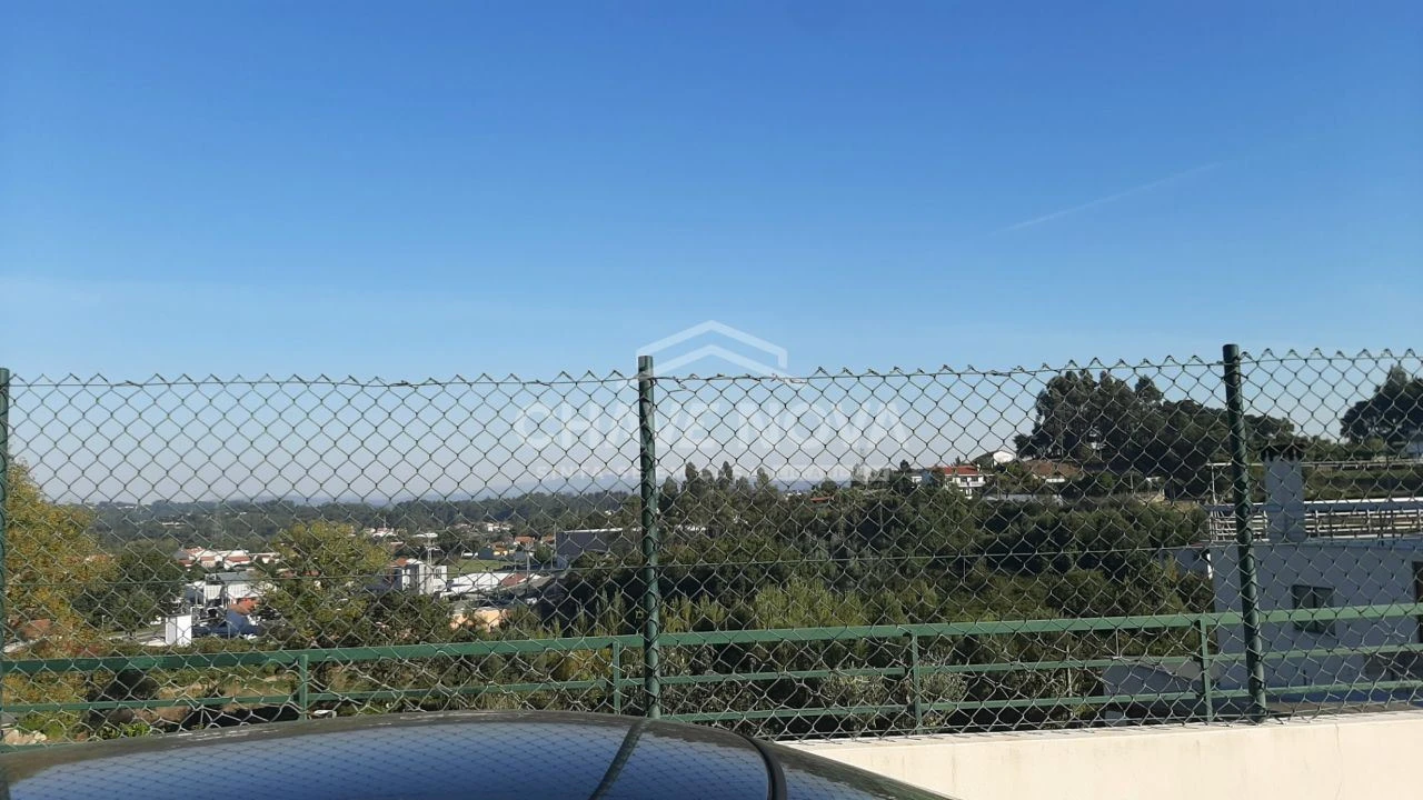 Terreno para Venda em Arcozelo Foto 2