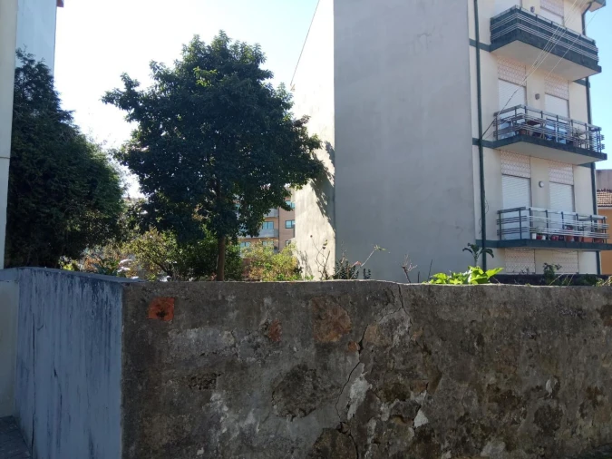 Terreno P/ Prédio para Venda em Arcozelo Foto 3