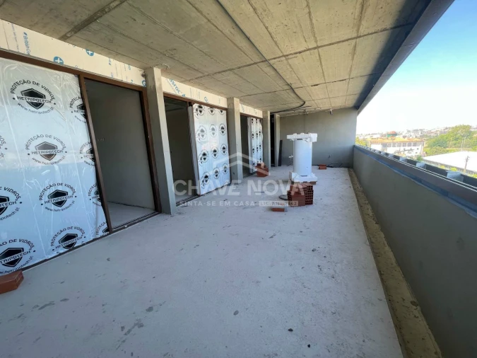 Apartamento T2 para Venda em Arcozelo Foto 19