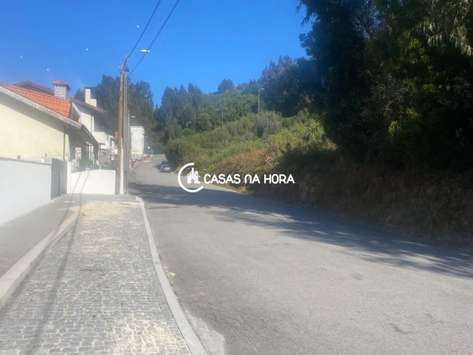 Terreno para Venda em Arcozelo Foto 10