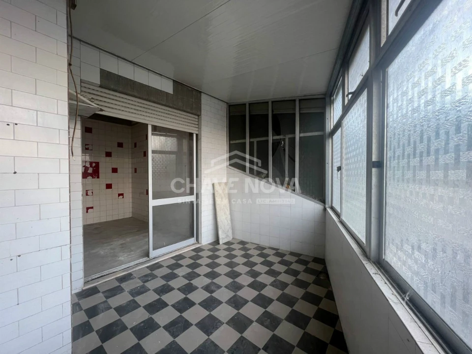 Loja para Venda em Aguçadoura e Navais Foto 11