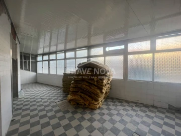 Loja para Venda em Aguçadoura e Navais