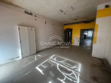 Loja para Venda em Aguçadoura e Navais