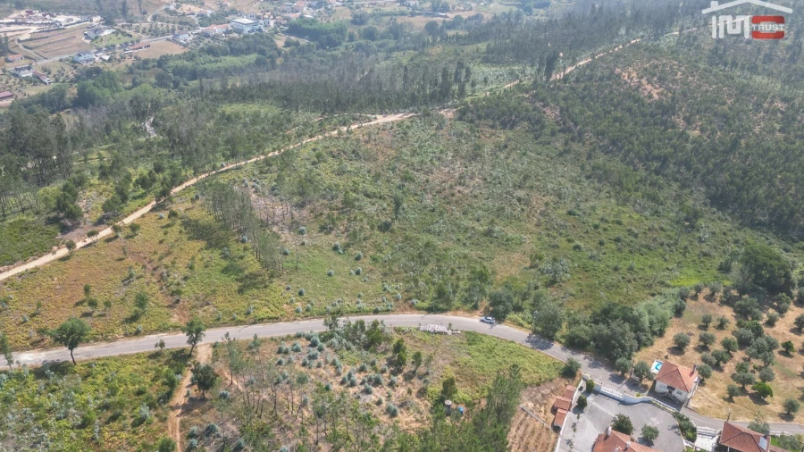 Terreno Misto para Venda em Gondemaria e Olival