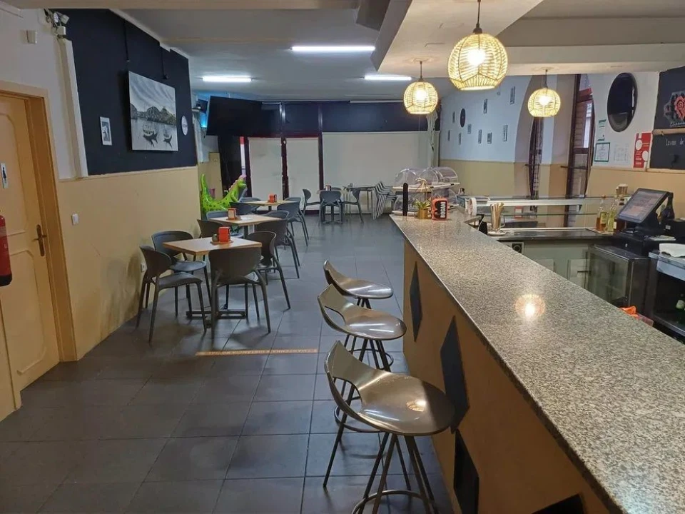 Loja para Trespasse em Custóias, Leça do Balio e Guifões Foto 3