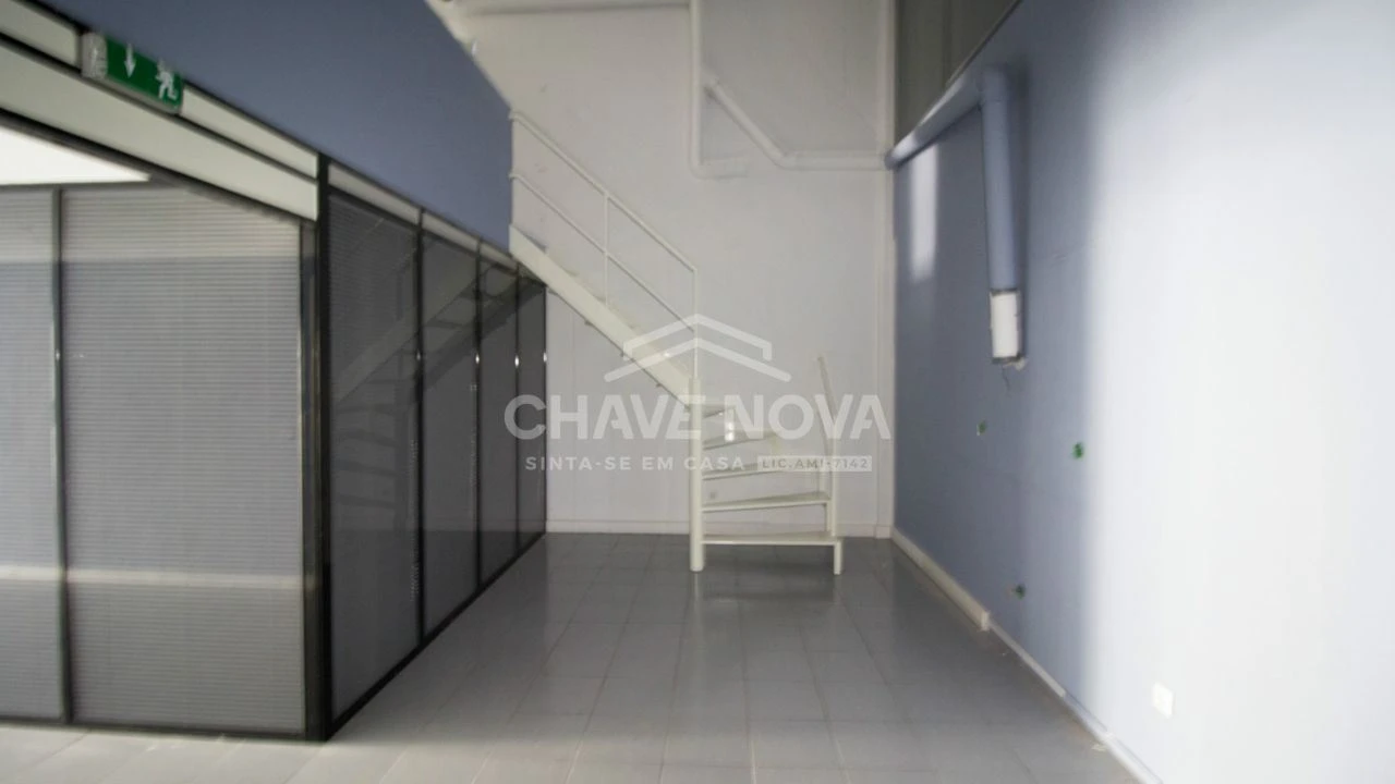 Loja para Venda em Custóias, Leça do Balio e Guifões Foto 11