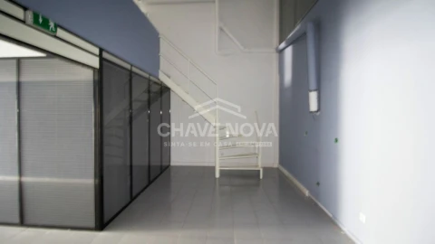 Loja para Venda em Custóias, Leça do Balio e Guifões