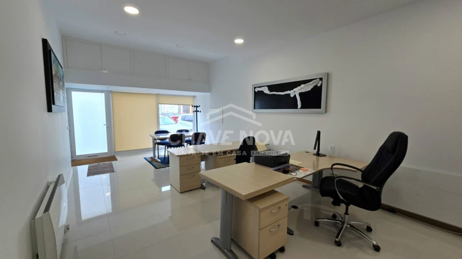 Escritório para Venda em Custóias, Leça do Balio e Guifões Foto 7