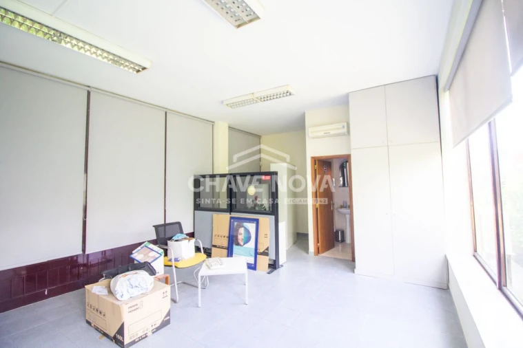 Loja para Venda em Custóias, Leça do Balio e Guifões Foto 6