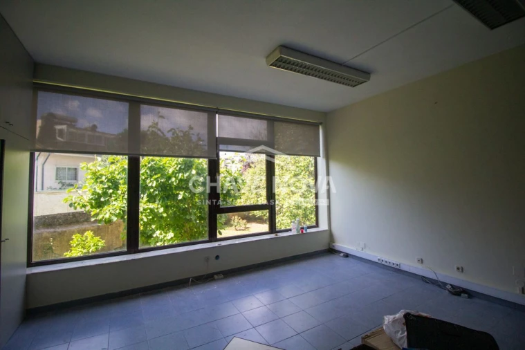 Loja para Venda em Custóias, Leça do Balio e Guifões Foto 9