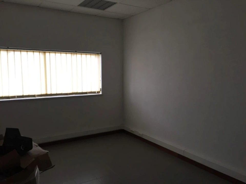 Armazém para Venda em Ançã Foto 12