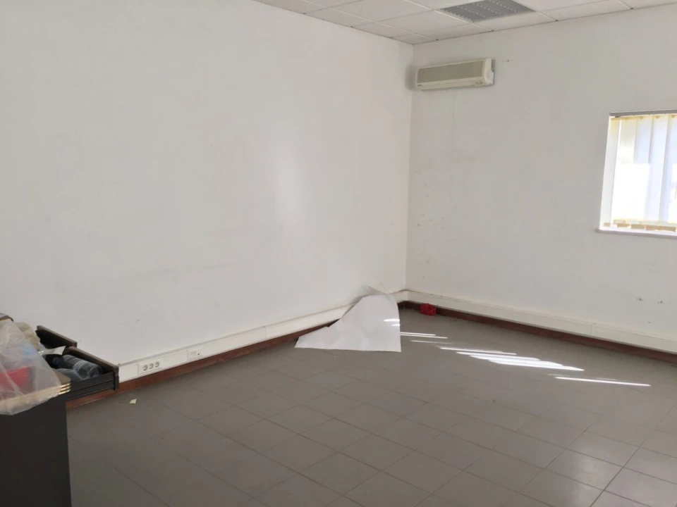 Armazém para Venda em Ançã Foto 14