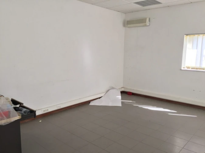 Armazém para Venda em Ançã Foto 14