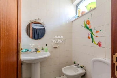 Loja para Venda em Vila Verde e Barbudo