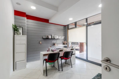 Loja para Venda em Vila Verde e Barbudo