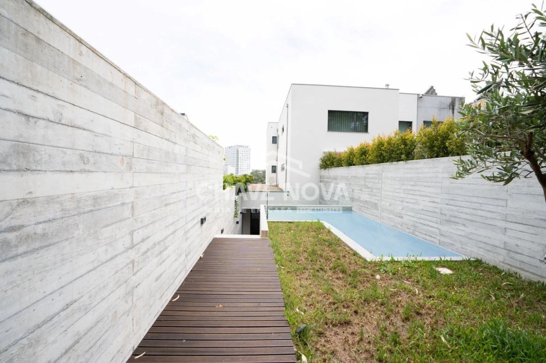 Apartamento T4 para Venda em Aldoar, Foz do Douro e Nevogilde Foto 4