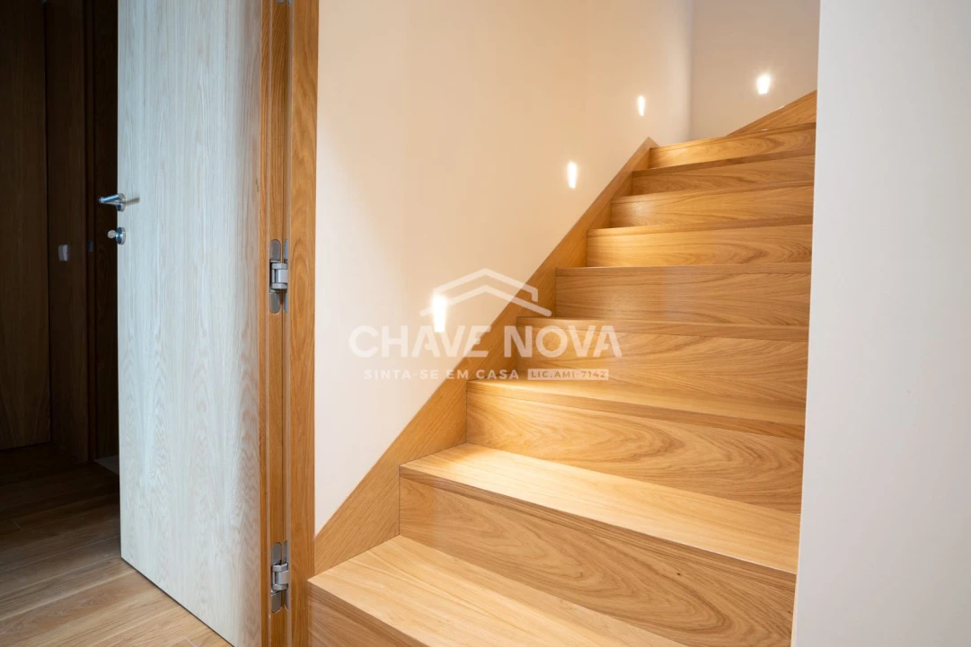 Apartamento T4 para Venda em Aldoar, Foz do Douro e Nevogilde Foto 22