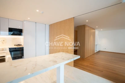 Apartamento T4 para Venda em Aldoar, Foz do Douro e Nevogilde