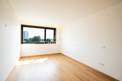 Apartamento T4 para Venda em Aldoar, Foz do Douro e Nevogilde