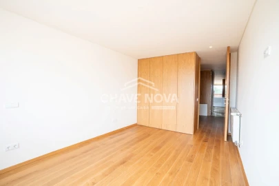 Apartamento T4 para Venda em Aldoar, Foz do Douro e Nevogilde