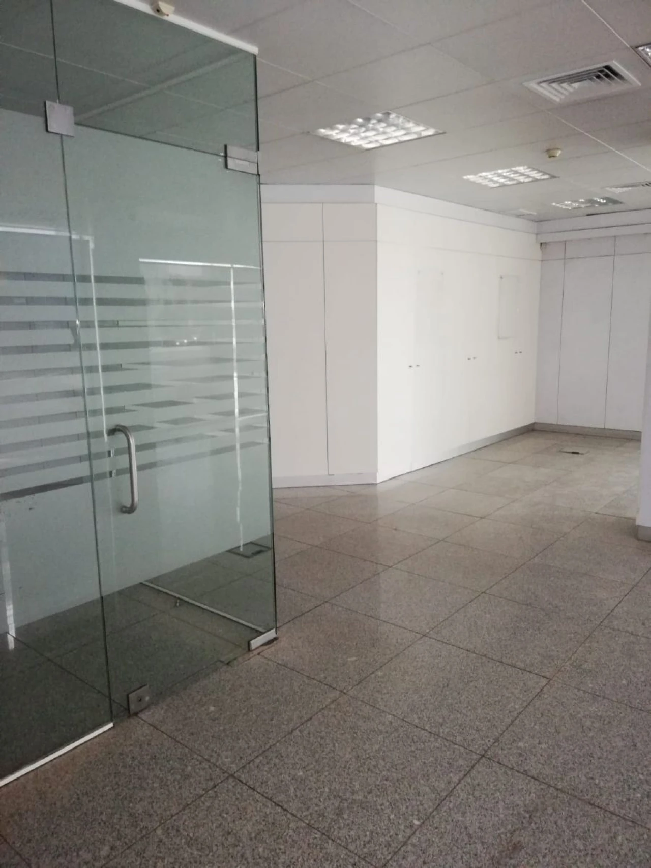 Loja para Arrendamento em Cedofeita, Santo Ildefonso, Sé, Miragaia, São Nicolau e Vitória Foto 5