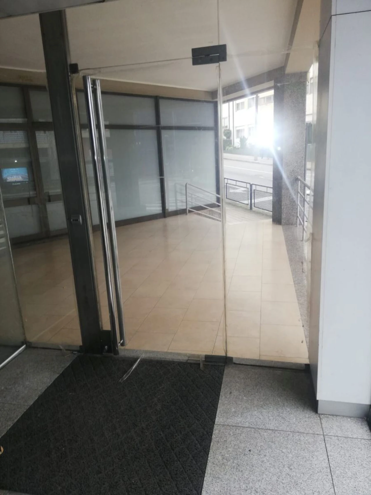 Loja para Arrendamento em Cedofeita, Santo Ildefonso, Sé, Miragaia, São Nicolau e Vitória Foto 12